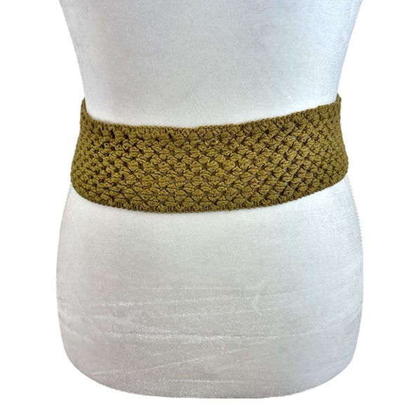 🌸Brown and Gold Belt with Circular Buckle - Picture 4 of 10